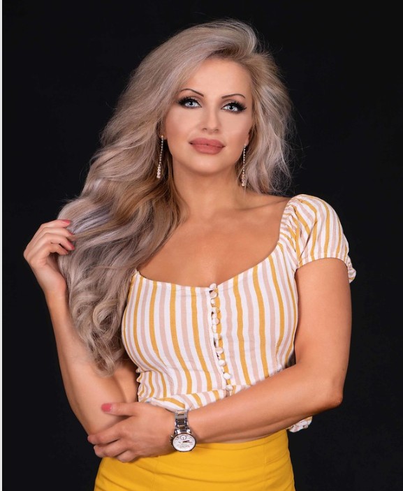 Who Is Chloe Welsh? Biography, Age, Career & Net Worth