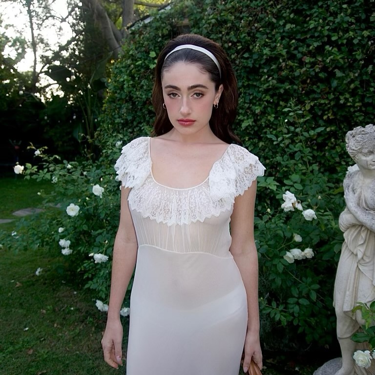 Who Is Rachel Sennott? Age, Career, Net Worth & Full Biography