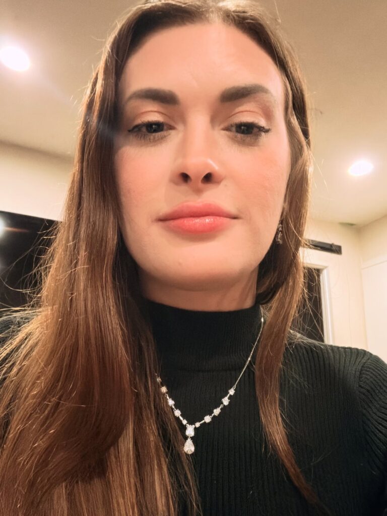 Who Is Lindsay Lee? Age, Bio, Career & Net Worth