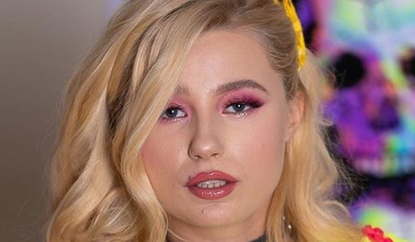 Who Is Carolina Sweets? Age, Career, Height & Net Worth