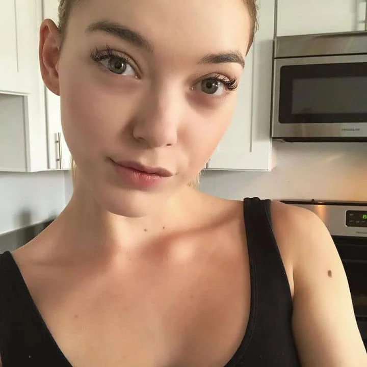 Anny Aurora Wiki: Age, Career, Height & Net Worth