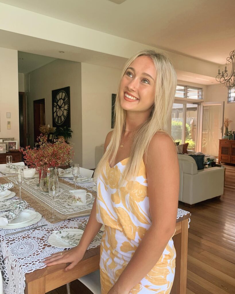 Sofia Beverly Wiki: Age, Height, Career Growth & Net Worth Explained