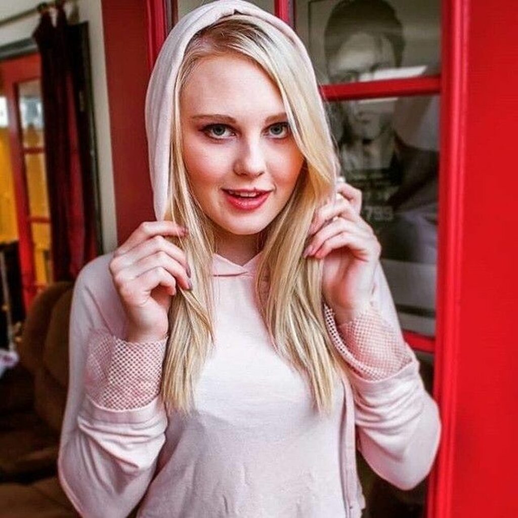 Who Is Lily Rader? Age, Career, Height & Net Worth Explained