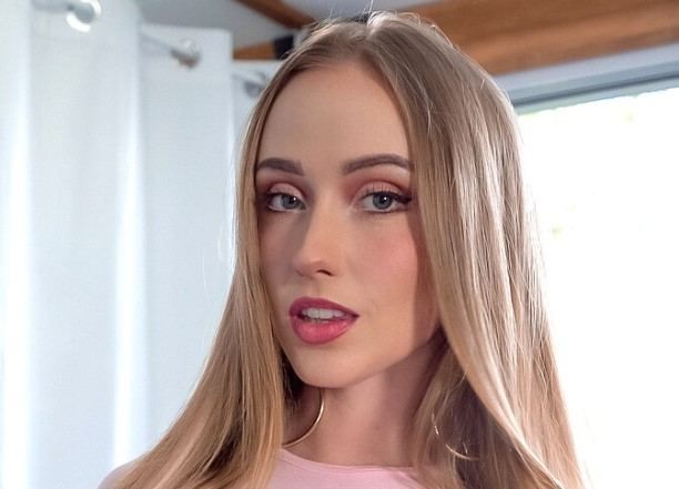 Who Is Scarlet Chase? Bio, Age, Career & Net Worth