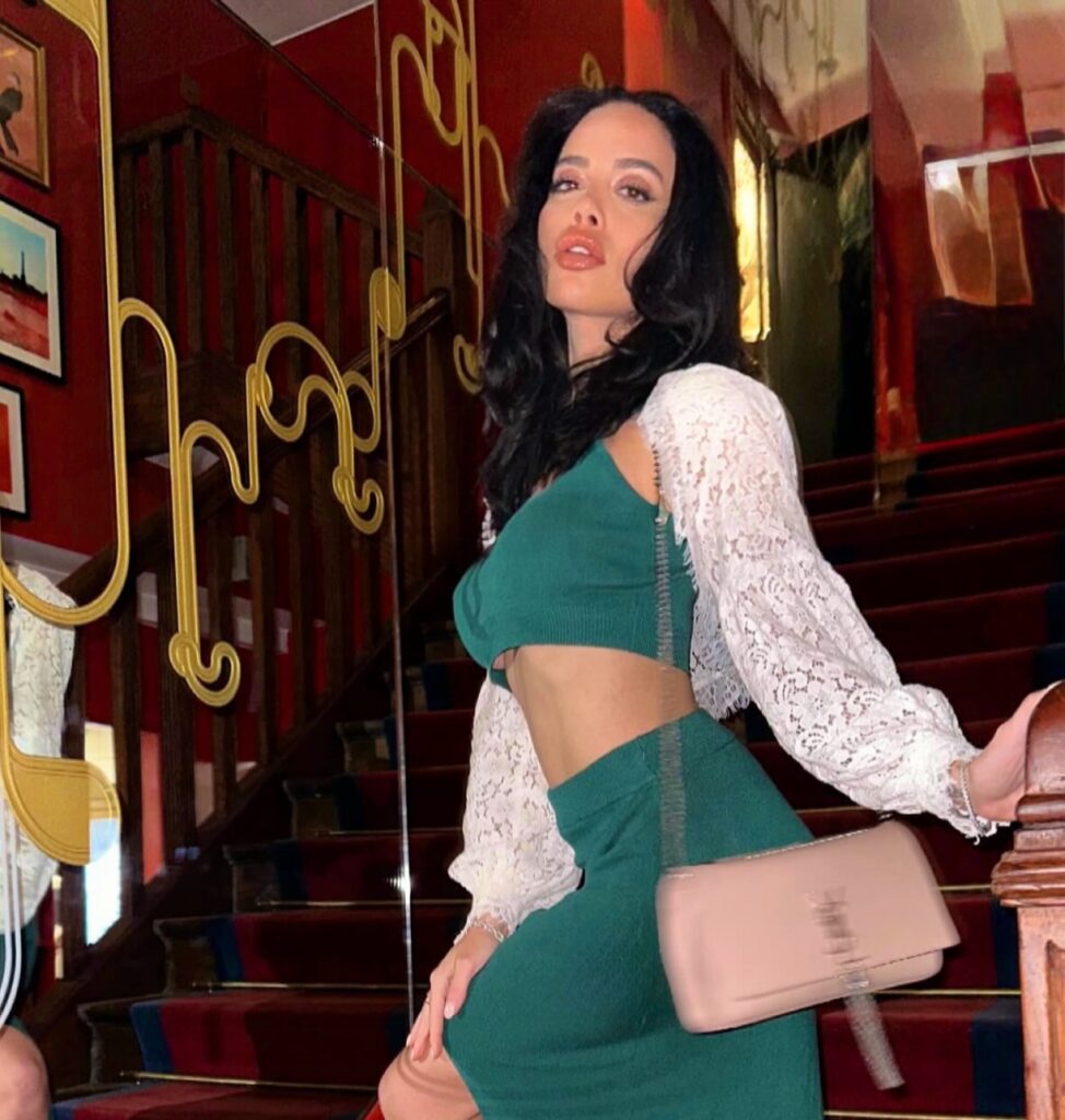 Victoria June Biography: Age, Career, Net Worth & Family [2026]