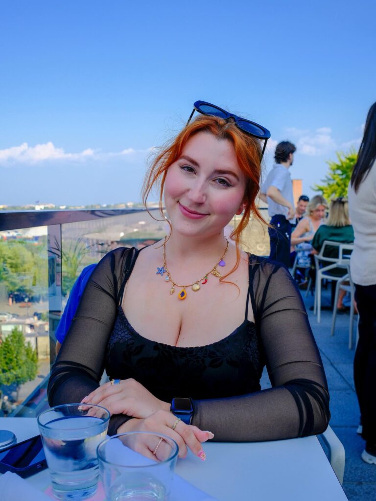 Isla Moon Wiki, Bio, Height, Career, Relationship & Net Worth