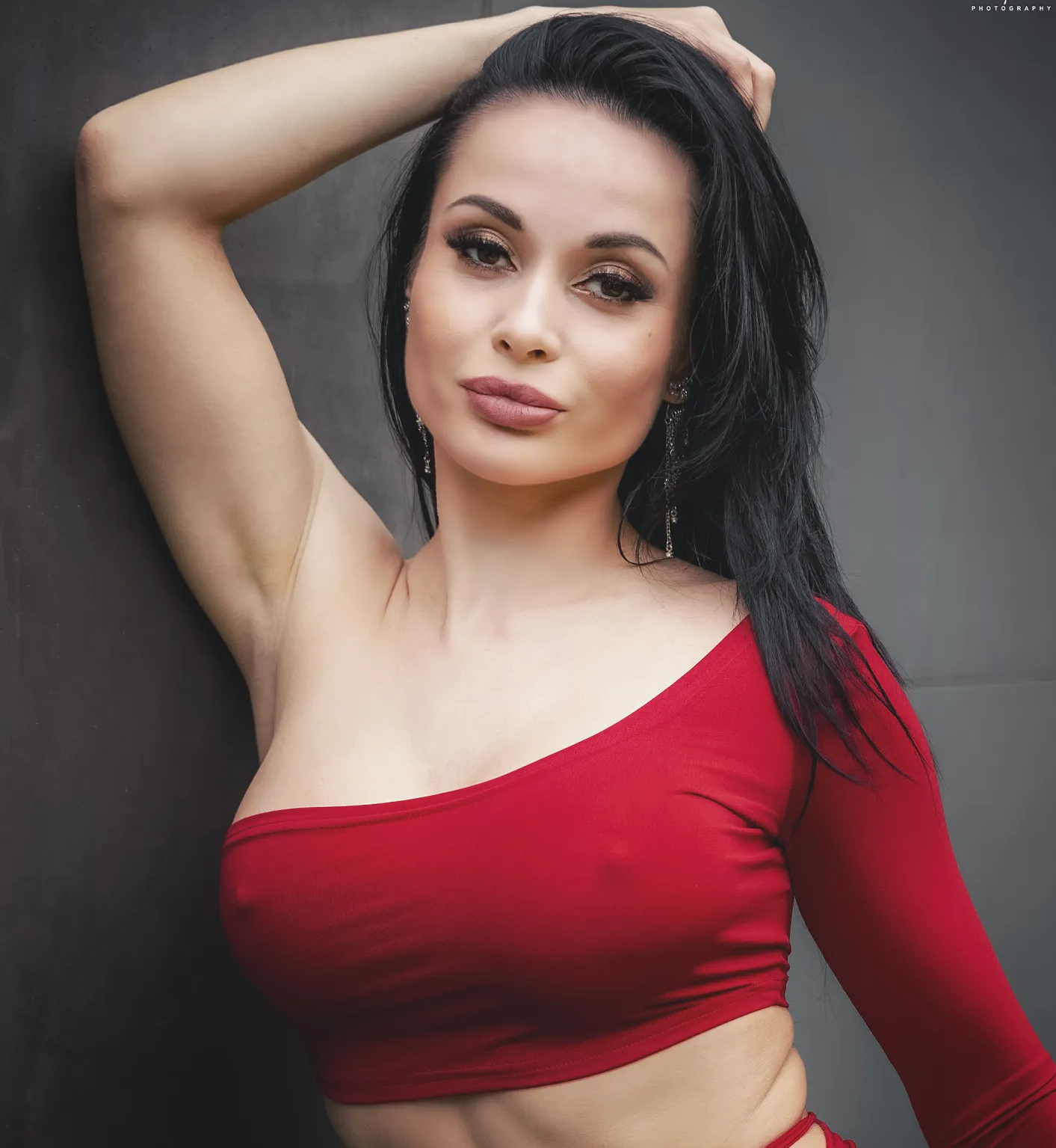 Crystal Rush: Complete Bio, Career Highlights & Net Worth Revealed