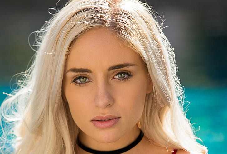 Who Is Naomi Woods? Age, Career, Height, Boyfriend & Net Worth