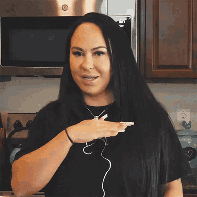 Mariah Milano Bio: Early Life, Career Growth & Income Details
